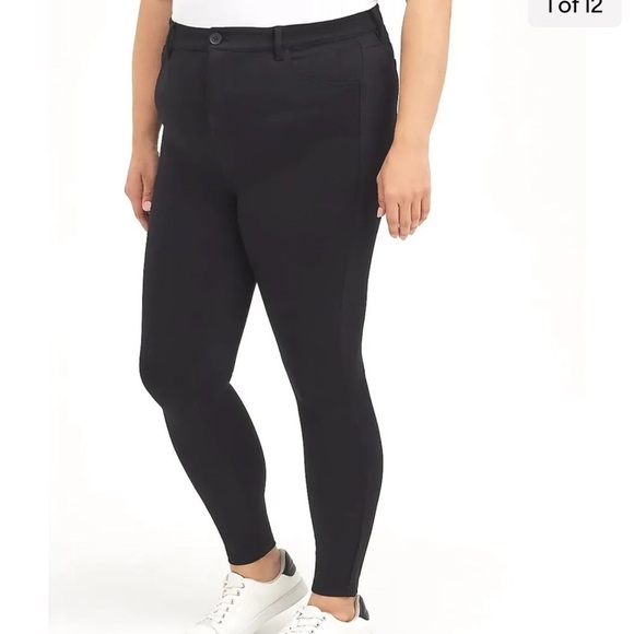 New Torrid Black Studio Luxe Ponte Skinny Mid-Fit Crop Pants 30 BNWT - Picture 1 of 9
